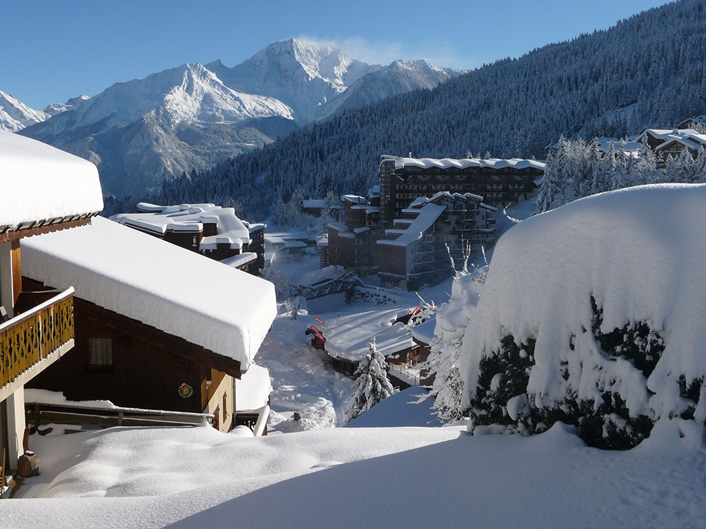 View looking down towards the center of La Tania.